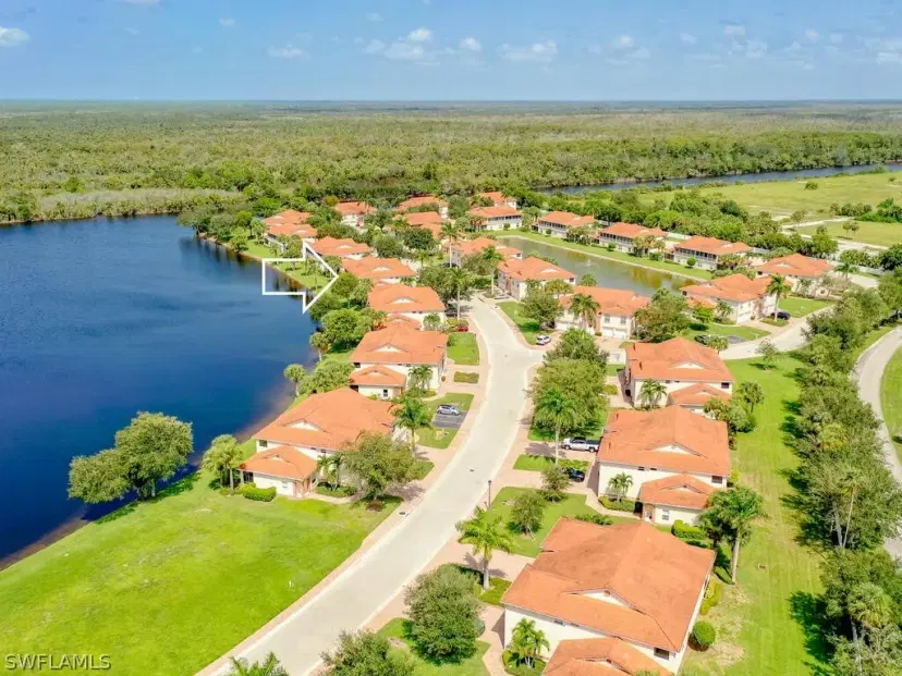 Picture of 25065 Peacock Ln 202, Naples FL 34114