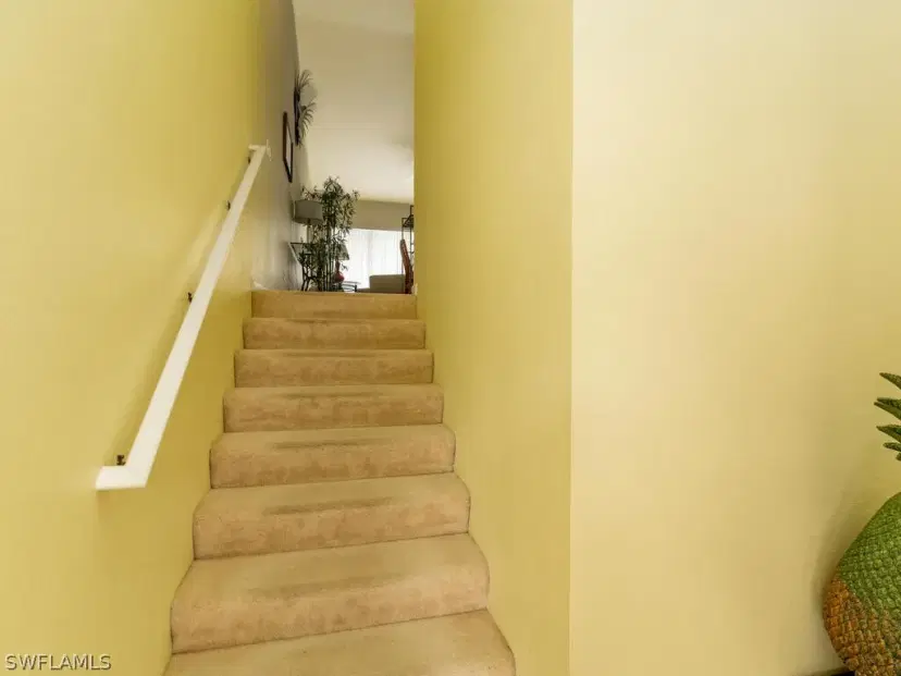 Picture of 25065 Peacock Ln 202, Naples FL 34114