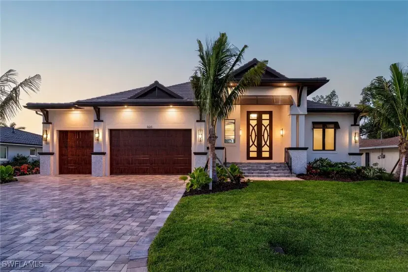 Picture of 825 Miramar Ct, Cape Coral FL 33904