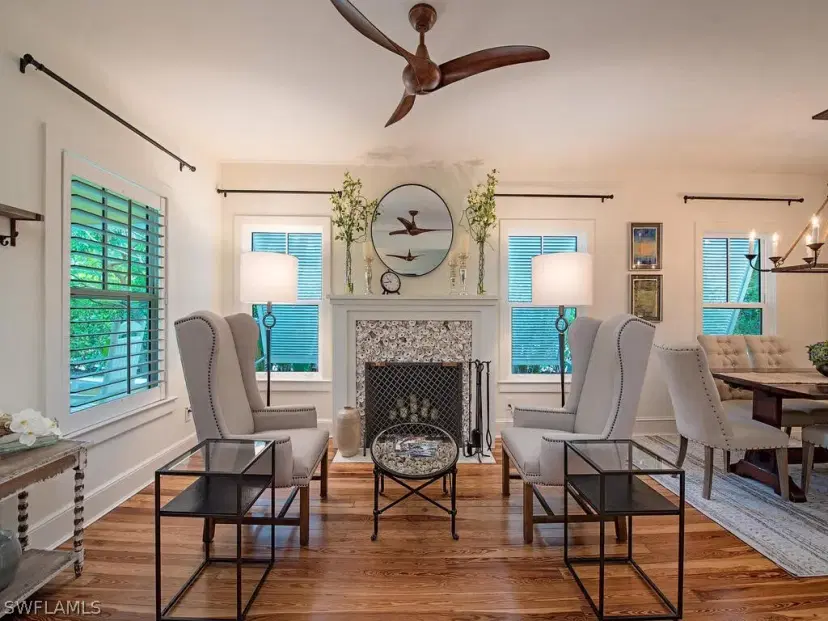 Picture of 680 8Th Ave S, Naples FL 34102