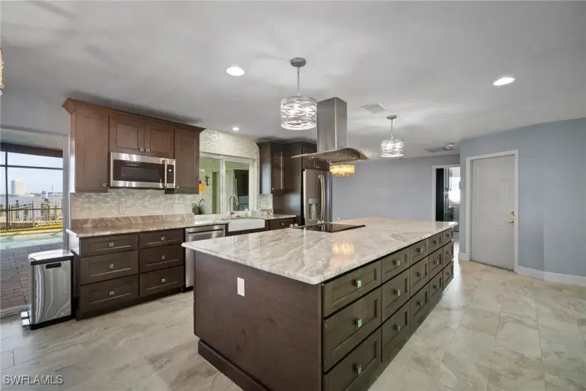 Picture of 311 Harris Ct, North Fort Myers FL 33917