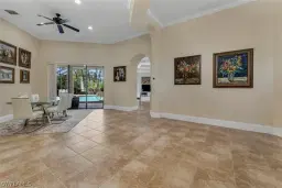 Picture of 1015 Tivoli Dr, Naples, FL 34104