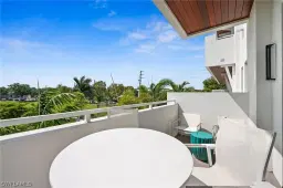 Picture of 101 8Th St S 206, Naples, FL 34102