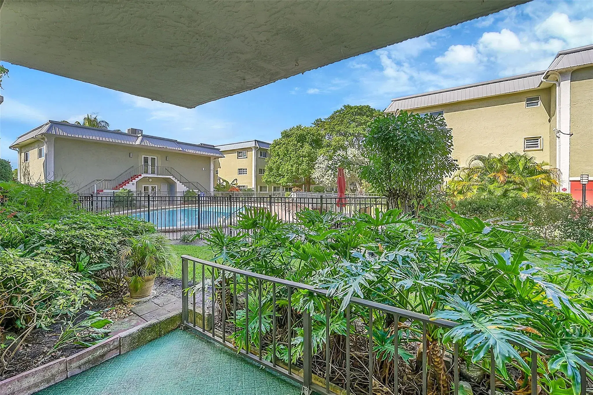 Picture of 3004 NE 5Th Ter 111C, Wilton Manors, FL 33334