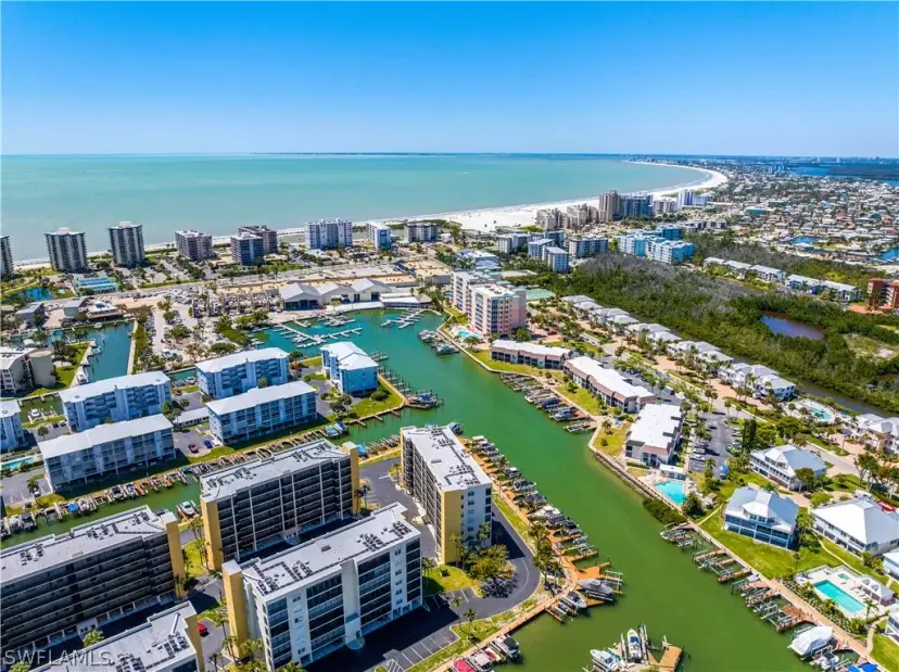 Picture of 4451 Bay Beach Ln N 454, Fort Myers Beach FL 33931
