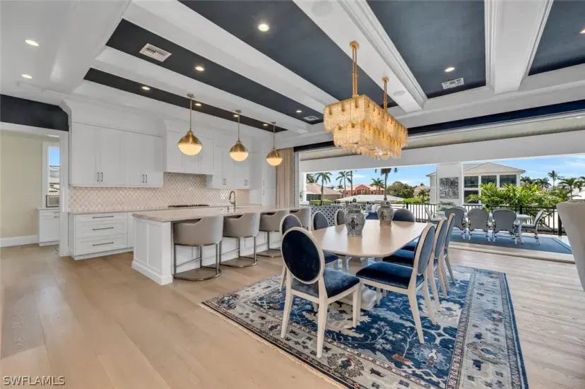 Picture of 360 Heron Ave, Naples FL 34108