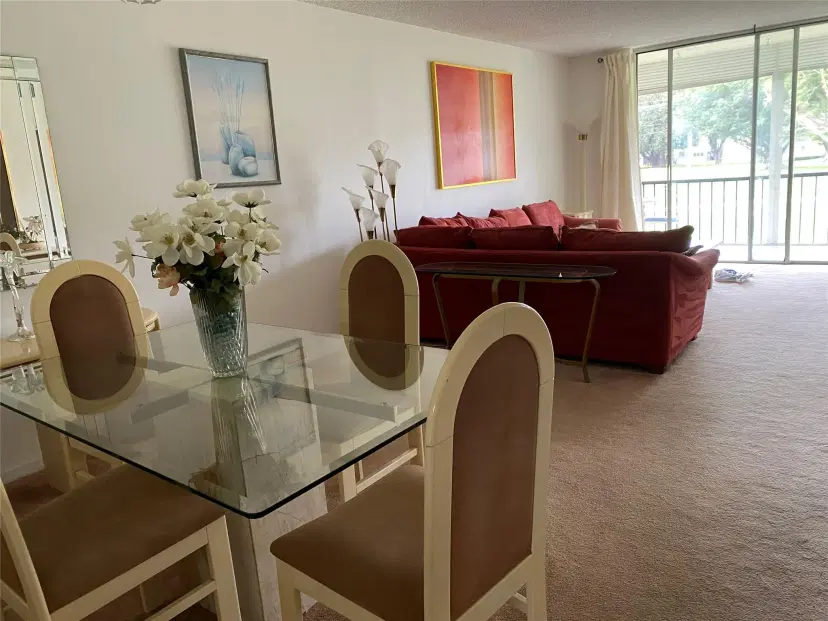 Picture of 811 S Hollybrook Dr 203, Pembroke Pines FL 33025
