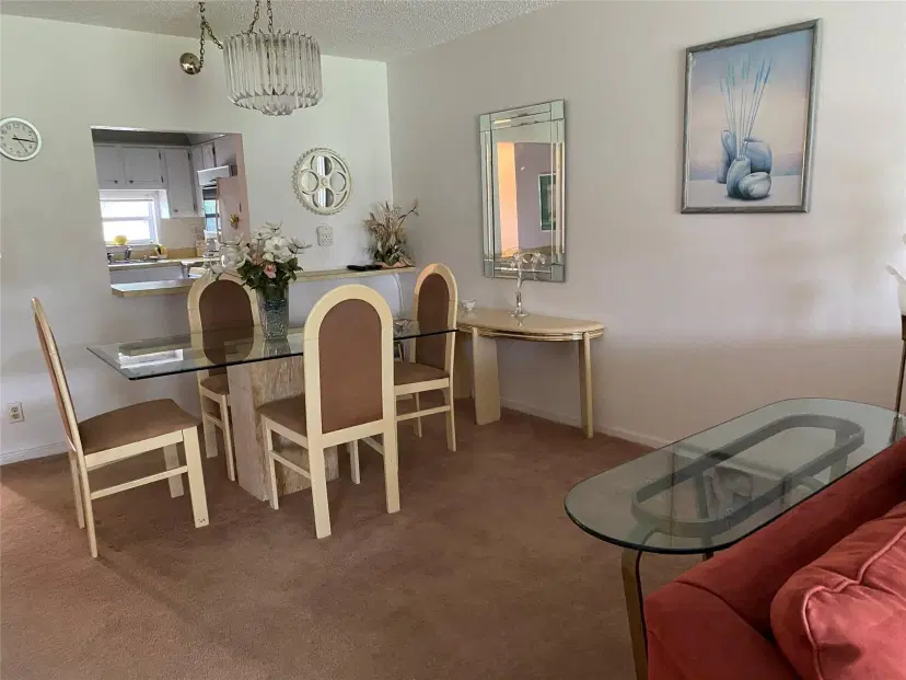 Picture of 811 S Hollybrook Dr 203, Pembroke Pines FL 33025
