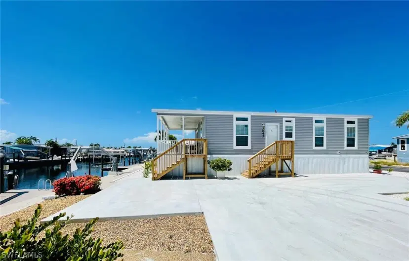 Picture of 3042 Bowsprit Ln, St. James City FL 33956