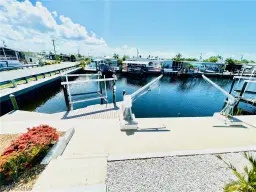 Picture of 3042 Bowsprit Ln, St. James City, FL 33956