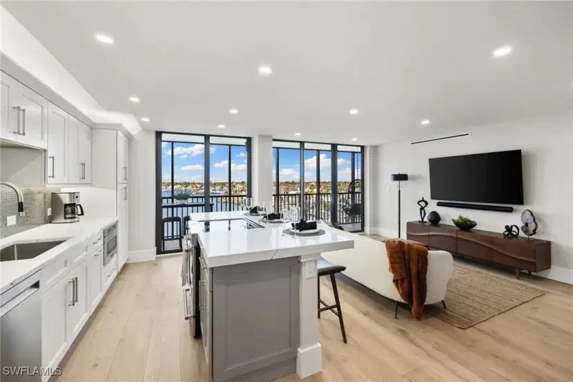 Picture of 10420 Gulf Shore Dr 152, Naples FL 34108