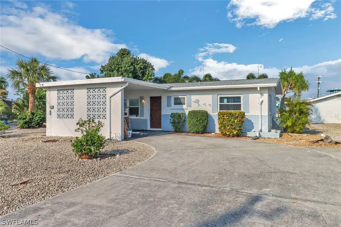 Picture of 3435 Sea Holly Ln, St. James City, FL 33956