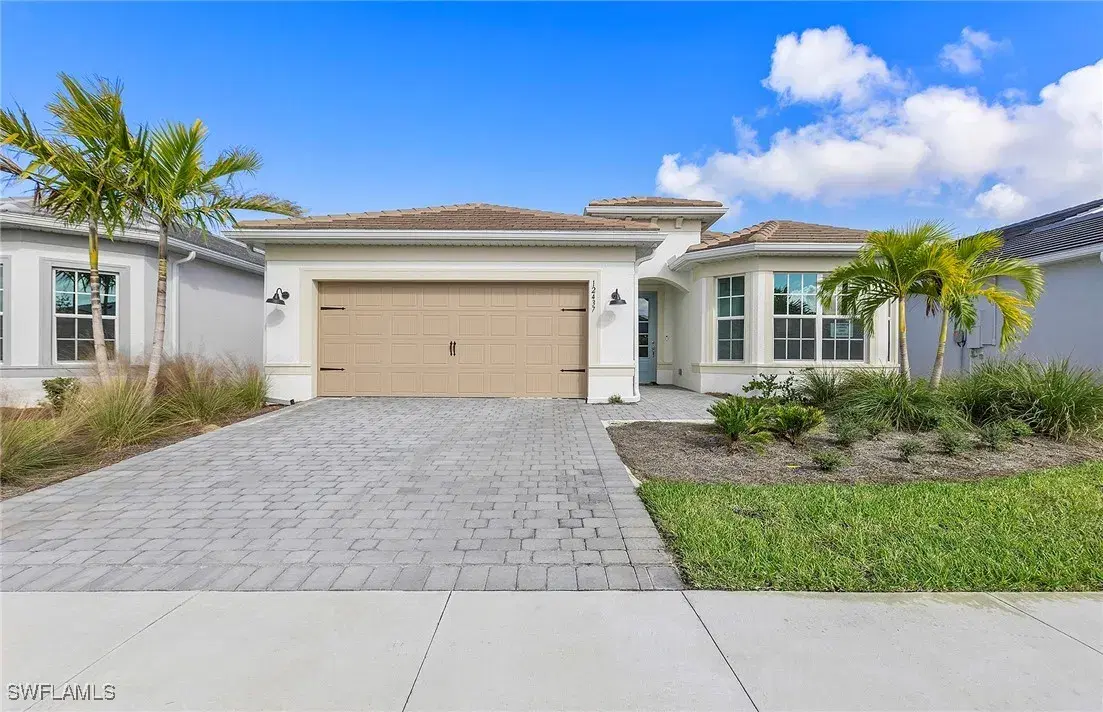 Picture of 12437 Basalt Ln, Alva, FL 33982