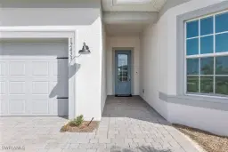 Picture of 12433 Basalt Ln, Alva, FL 33982