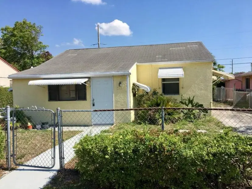 Picture of 522 W 2Nd Street, Riviera Beach FL 33404