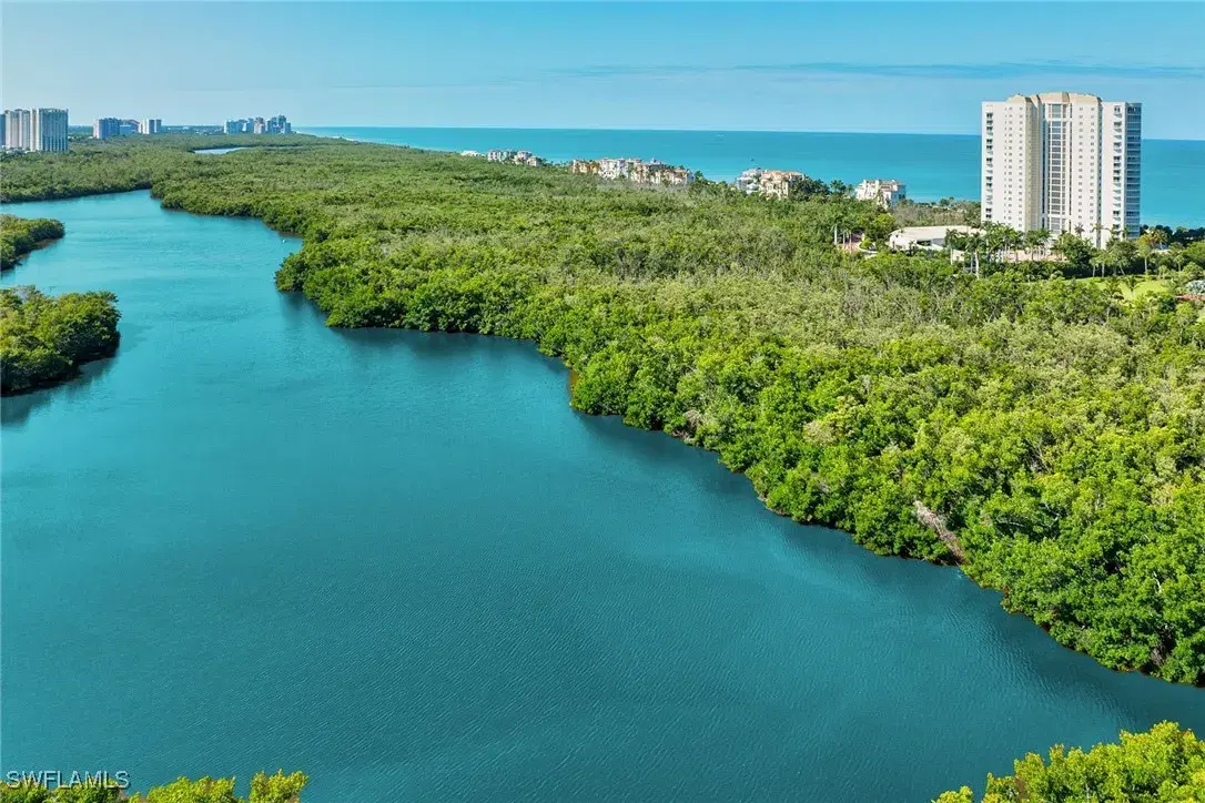 Picture of 8960 Bay Colony Dr 603, Naples, FL 34108