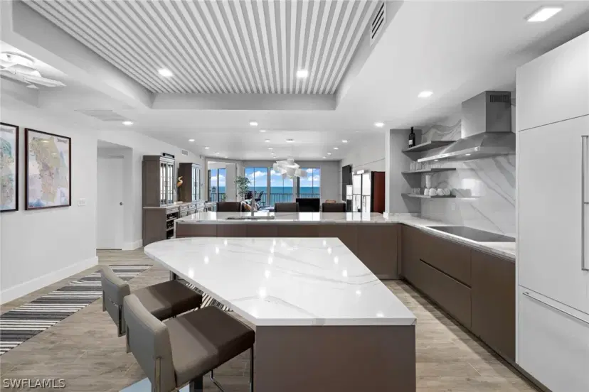Picture of 265 Barefoot Beach Blvd 503, Bonita Springs FL 34134
