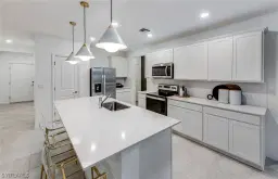 Picture of 27865 Solis Grande Dr, Bonita Springs, FL 34135