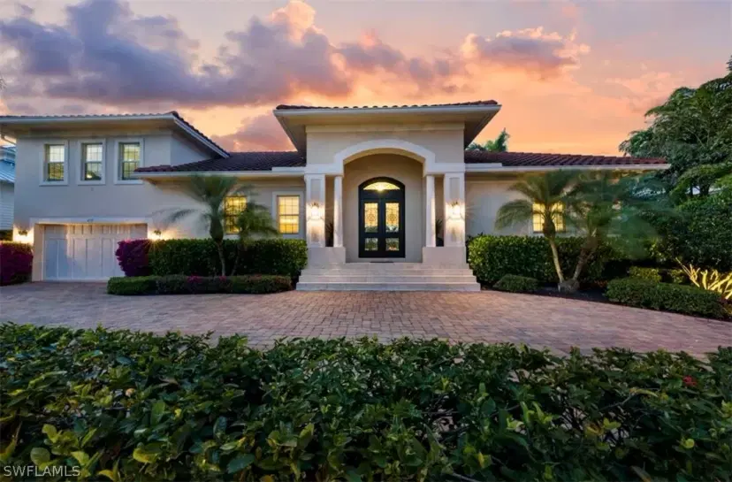 Picture of 655 17Th Ave S, Naples FL 34102