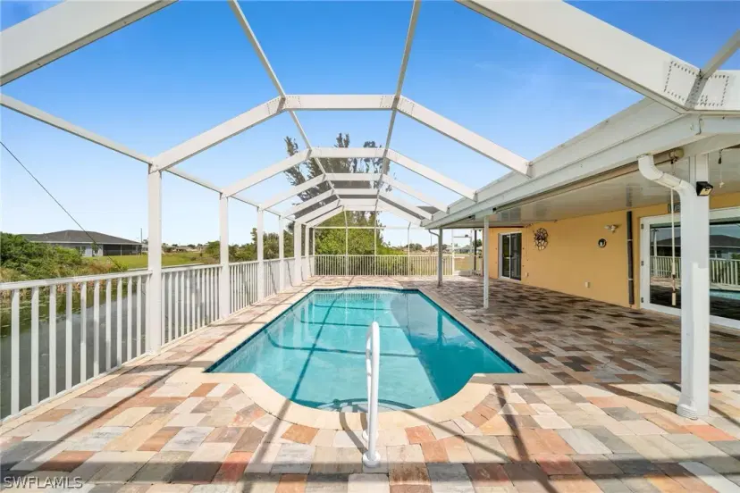 Picture of 815 NE 19Th Ter, Cape Coral FL 33909