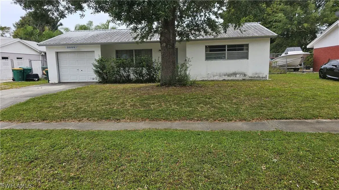 Picture of 3088 Poinciana Dr, Naples, FL 34105