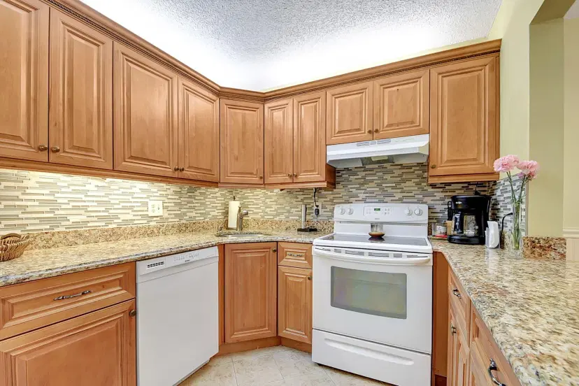 Picture of 409 Pine Glen Lane C-1, Greenacres FL 33463