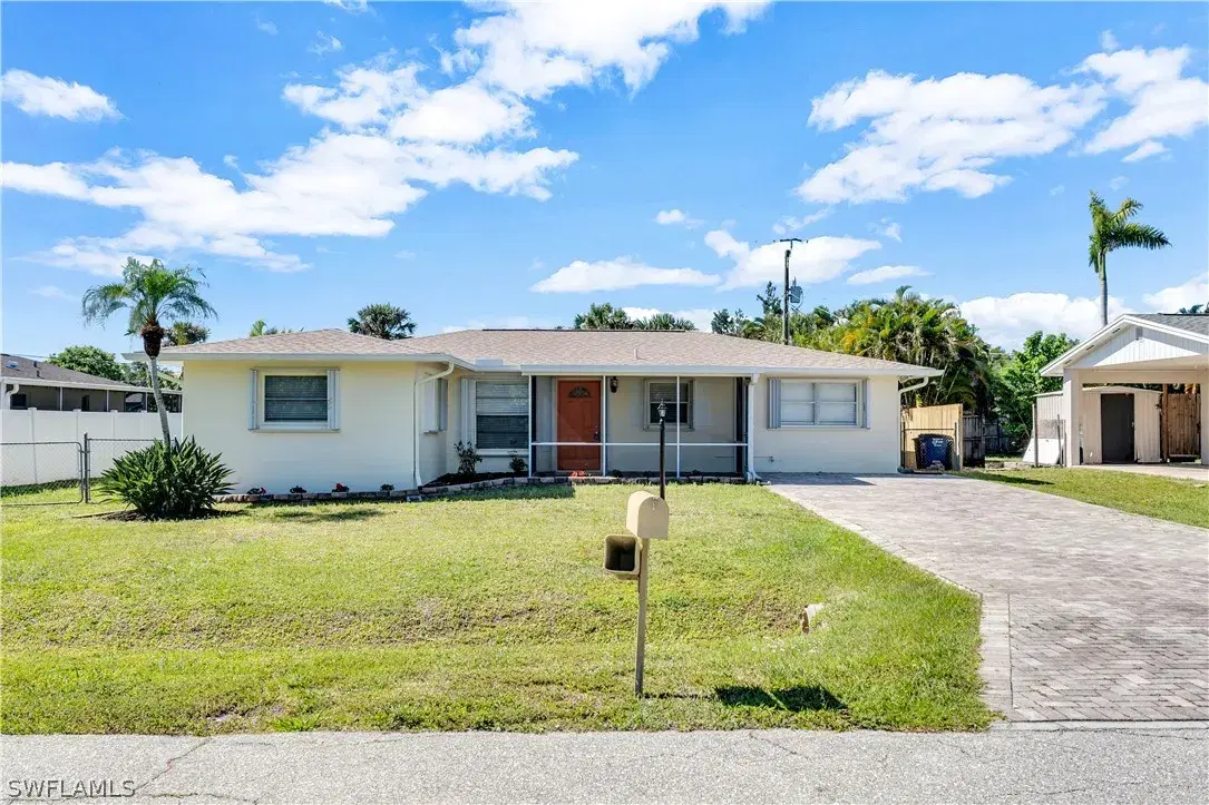Picture of 9795 Birr St, Fort Myers, FL 33919
