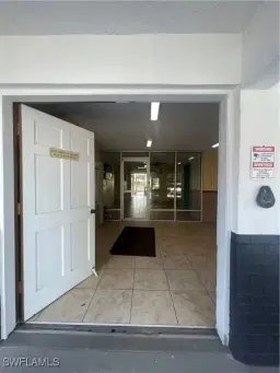 Picture of 3704 Broadway 305, Fort Myers, FL 33901