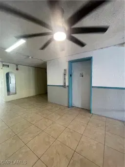 Picture of 3704 Broadway 305, Fort Myers, FL 33901