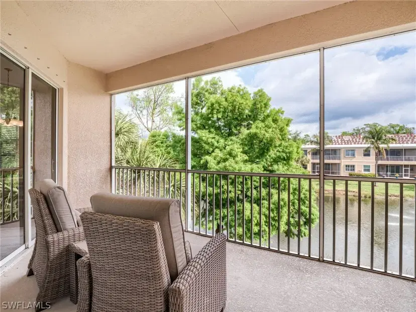 Picture of 6081 Jonathans Bay Cir 102, Fort Myers FL 33908