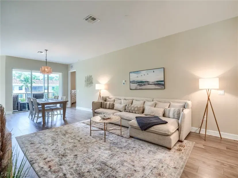 Picture of 6081 Jonathans Bay Cir 102, Fort Myers FL 33908