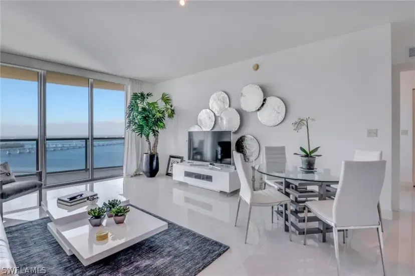 Picture of 3000 Oasis Grand Blvd 3005, Fort Myers FL 33916