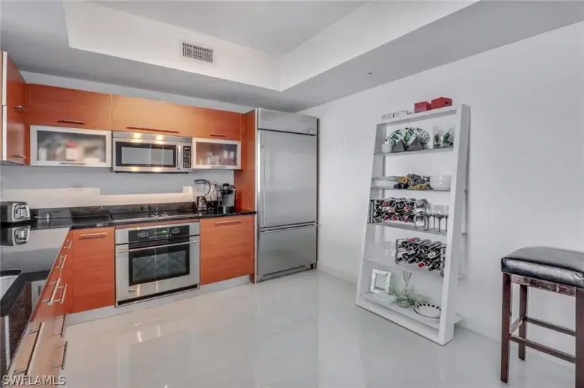 Picture of 3000 Oasis Grand Blvd 3005, Fort Myers FL 33916