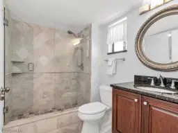 Picture of 1027 Anglers Cv B-402, Marco Island, FL 34145