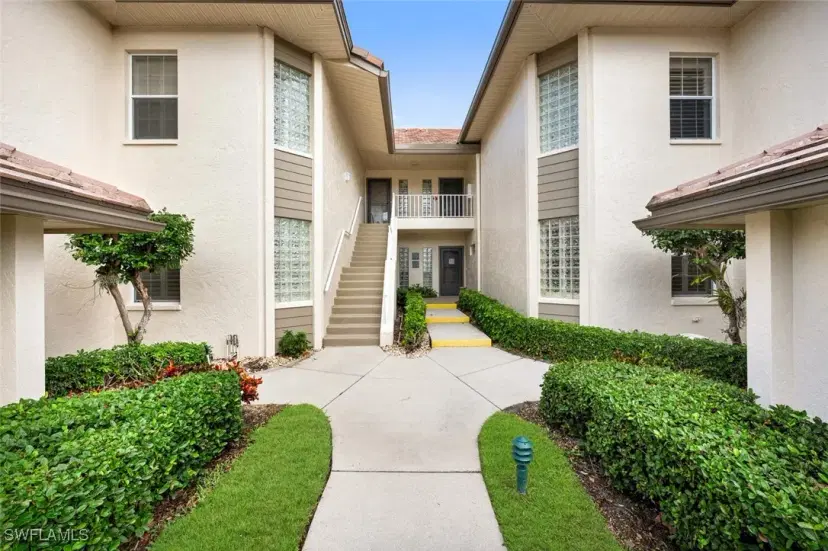 Picture of 26860 Wedgewood Dr 202, Bonita Springs FL 34134