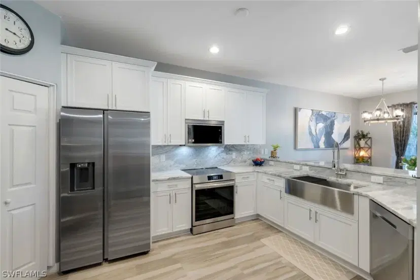 Picture of 14686 Sutherland Ave, Naples FL 34119