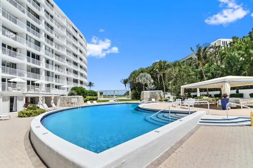 Picture of 2780 S Ocean Boulevard 709, Palm Beach FL 33480