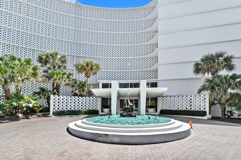 Picture of 2780 S Ocean Boulevard 709, Palm Beach FL 33480