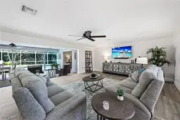 Picture of 636 Park Shore Dr, Naples, FL 34103