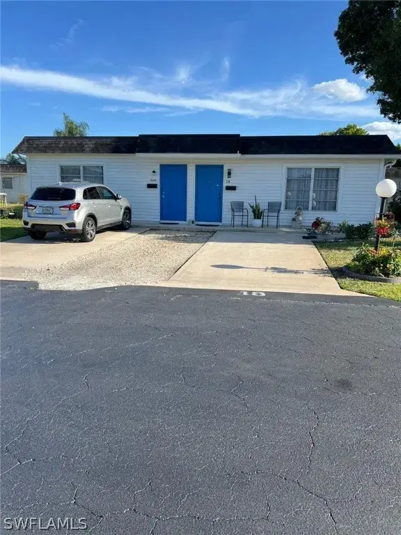 Picture of 18 Hamlin Ct, Lehigh Acres FL 33936