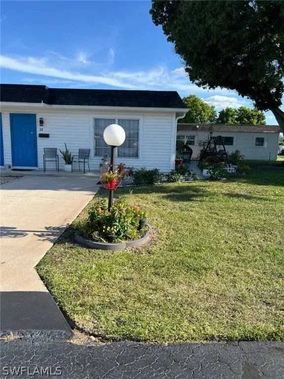 Picture of 18 Hamlin Ct, Lehigh Acres FL 33936