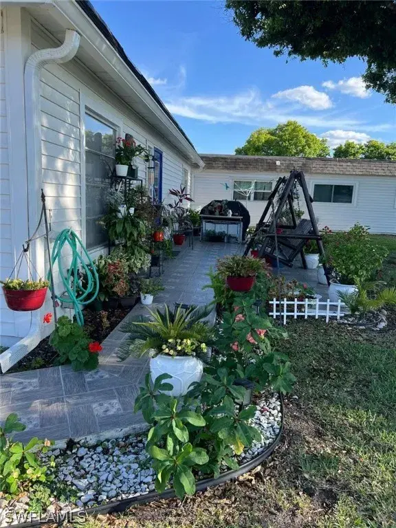 Picture of 18 Hamlin Ct, Lehigh Acres FL 33936