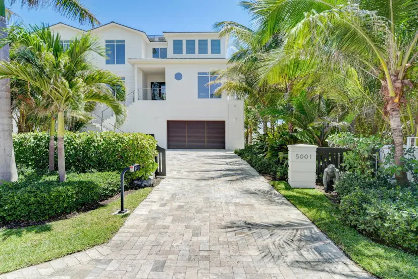 Picture of 5001 Old Ocean Boulevard, Ocean Ridge FL 33435