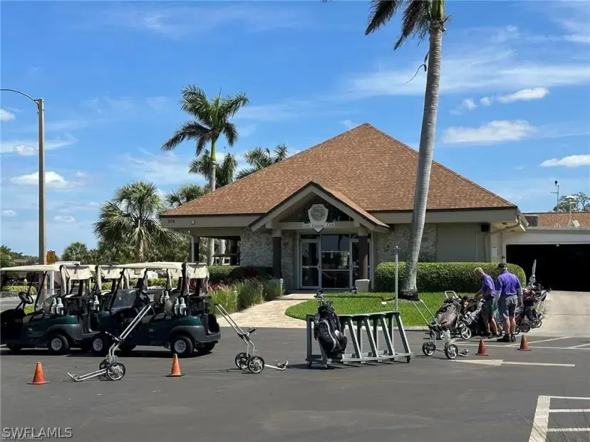 Picture of 256 Palm Dr 50-1, Naples FL 34112