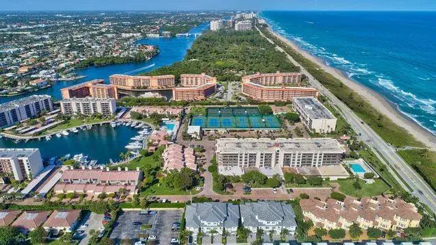 Picture of 941 Sweetwater Lane 206, Boca Raton FL 33431