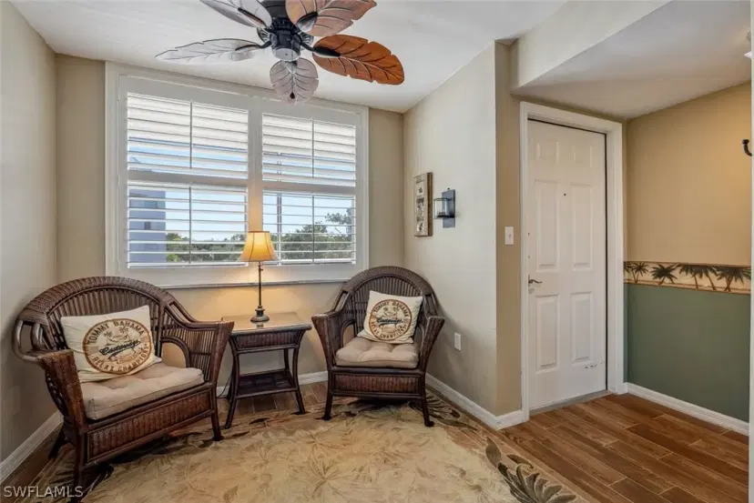 Picture of 270 Naples Cove Dr 3402, Naples FL 34110