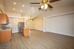 Picture of 826 Wiggins Pass Rd 310, Naples, FL 34110