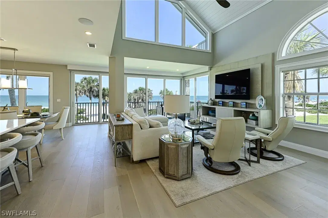 Picture of 143 Barefoot Cir 5, Bonita Springs, FL 34134