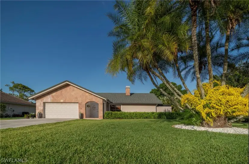 Picture of 427 Torrey Pines Pt, Naples FL 34113