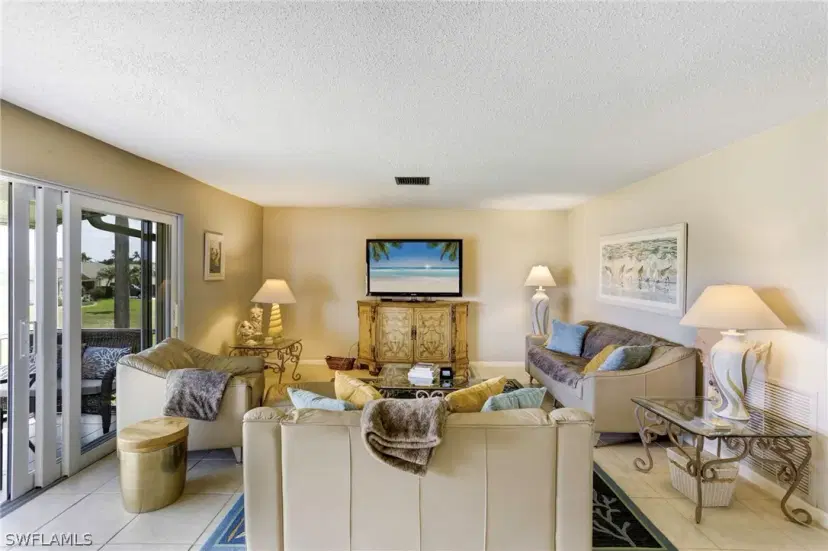 Picture of 355 Palm Dr 732, Naples FL 34112